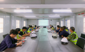 腳踏實(shí)地 自律自強(qiáng)——“行走的課堂”第八站，走進(jìn)正弘璟云筑項(xiàng)目！